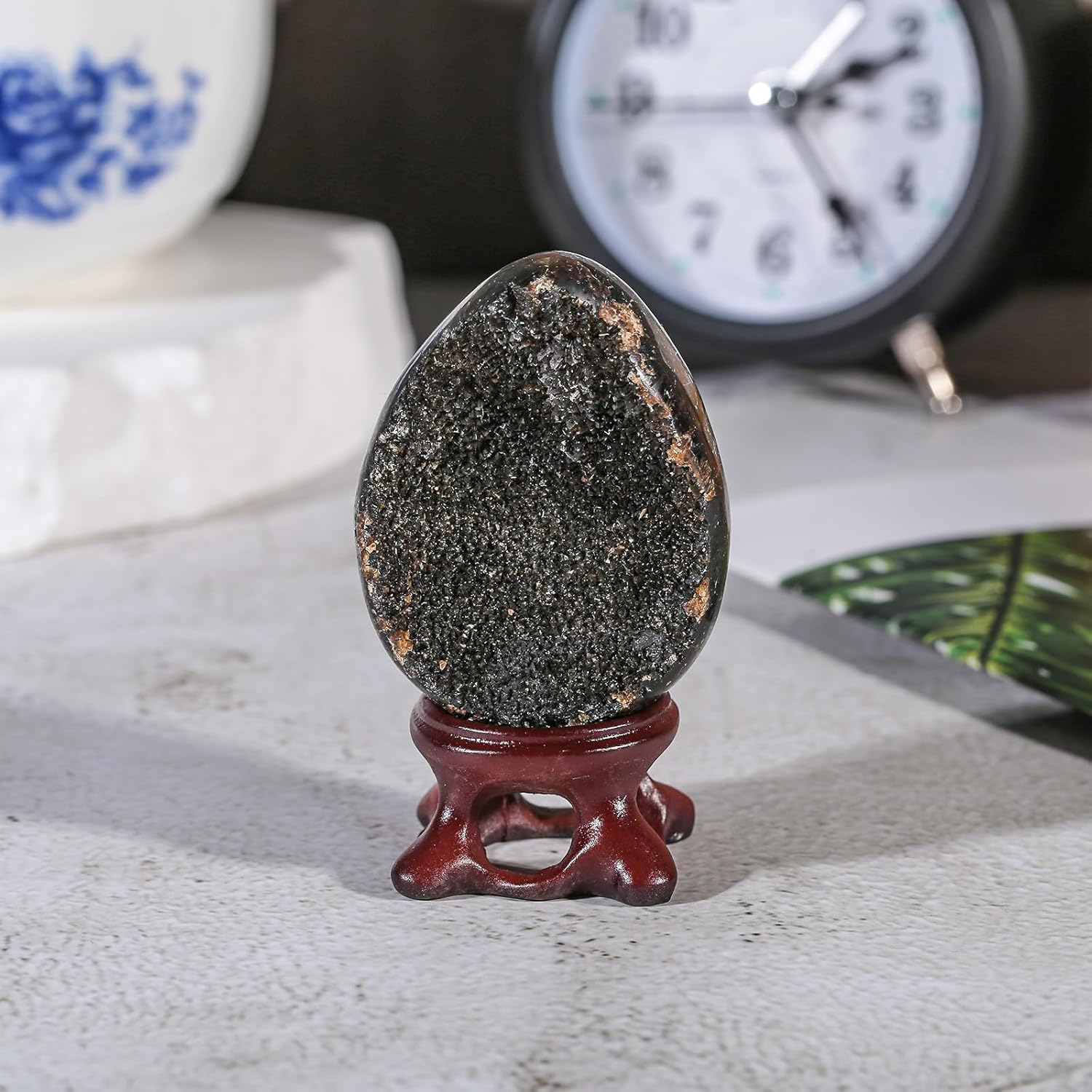 Reiki Healing Black Septarian Dragon Stone Geode Egg Figurine with Resin Stand, Natural Black Septarian Dragon Crystal Egg for Home Office Decoration, 41-50 MM