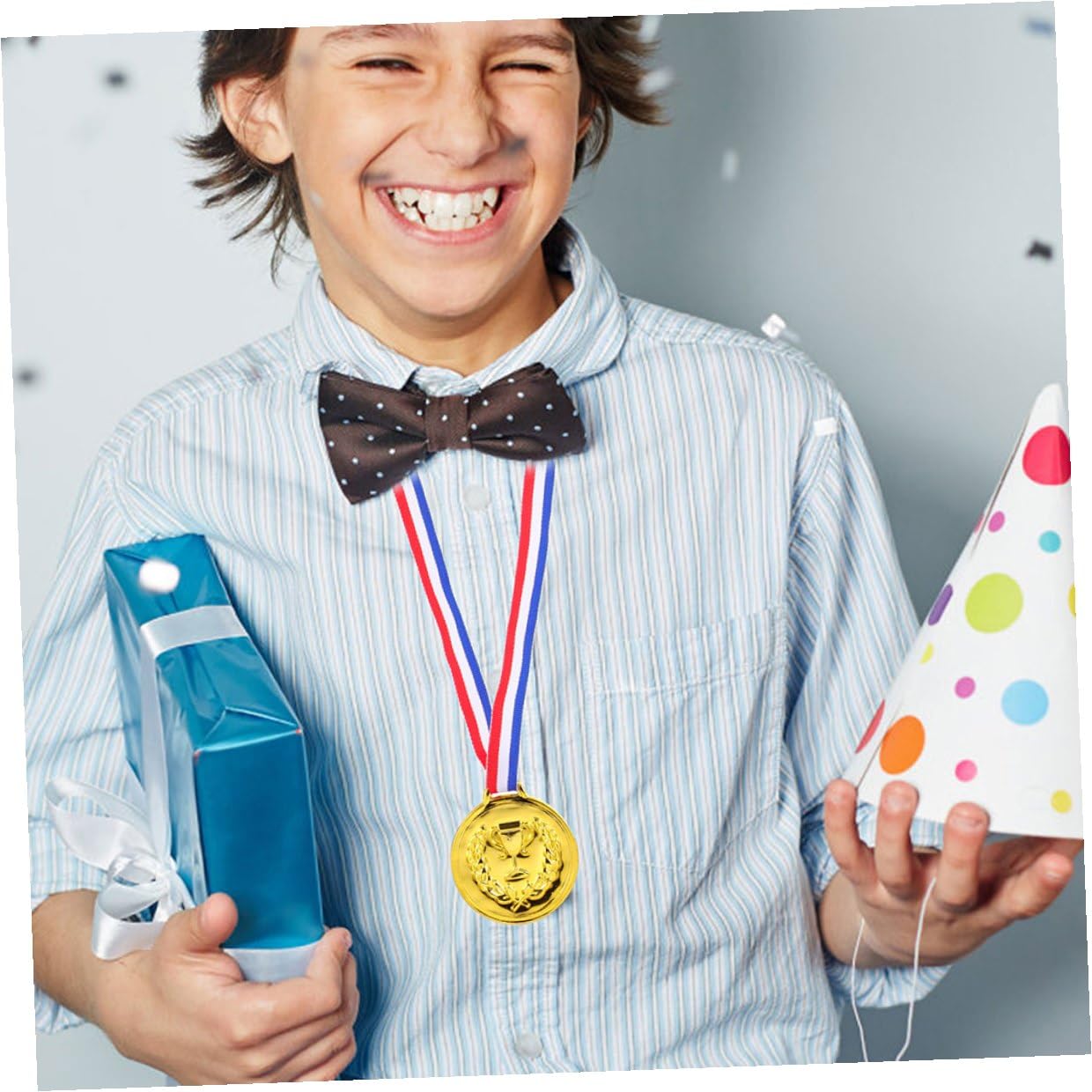 STOBAZA Medaglie con Nastro Resistenti Oro 50 Pezzi in Lega di Zinco Sportive e Perfette per Premiare Vincitori con Atmosfera Competitiva per Feste e Competizioni per Bambini