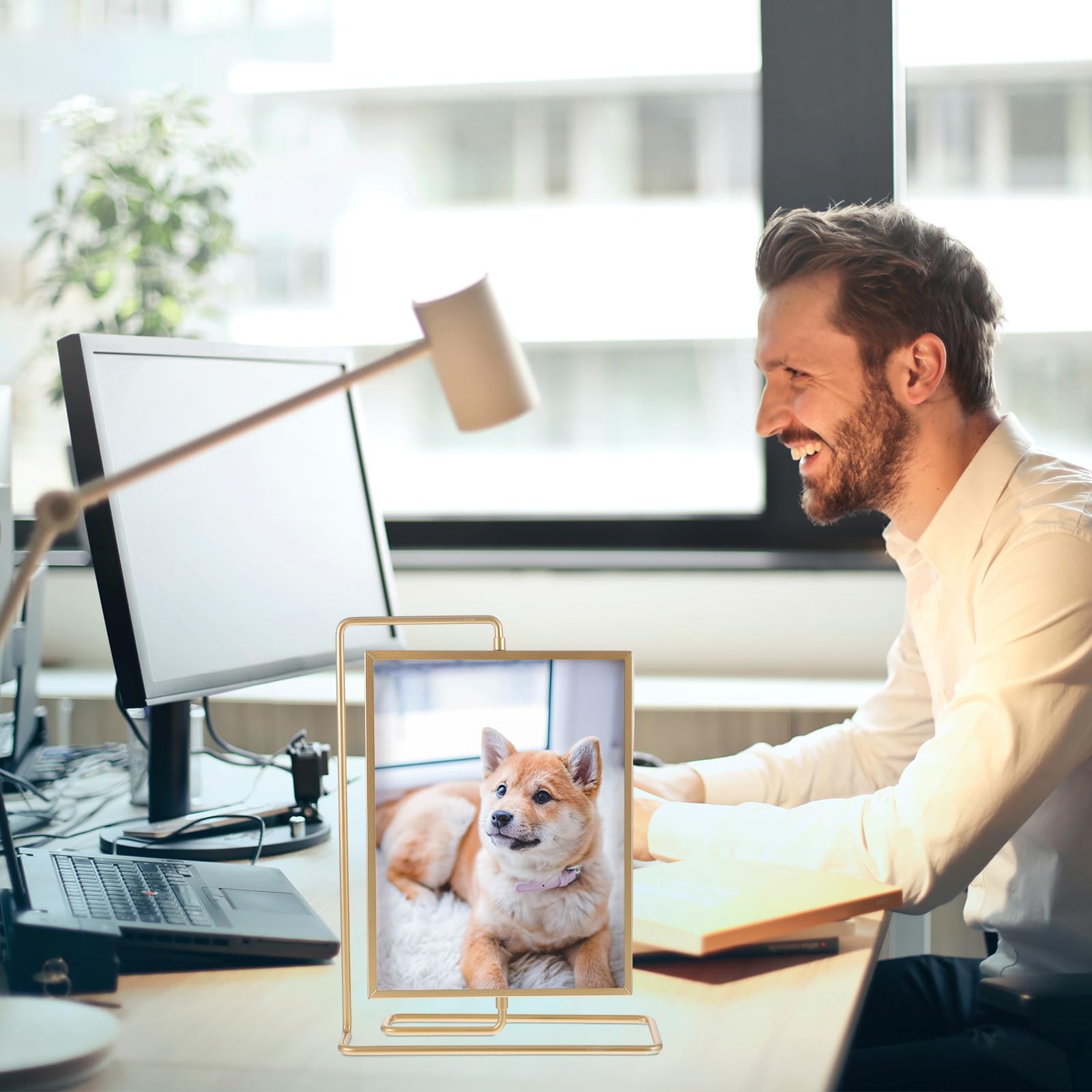 SOLUSTRE Marco de Fotos Giratorio Soporte para Fotos de Metal Dorado y Práctico Doble Cara y Acrílico de 6, 7 y 8 Pulgadas, Elegante para Decoración de Mesa