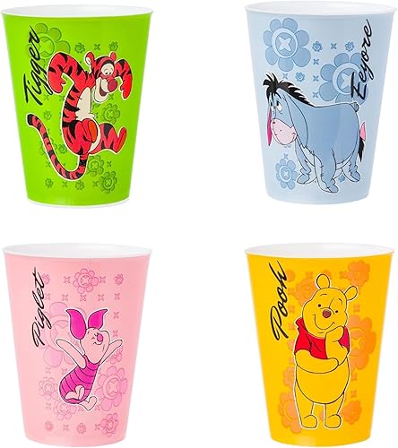 Silver Buffalo Winnie the Pooh - Juego de 4 mini tazas de plástico con Tigger, Eeyore y Piglet, 1.5 onzas