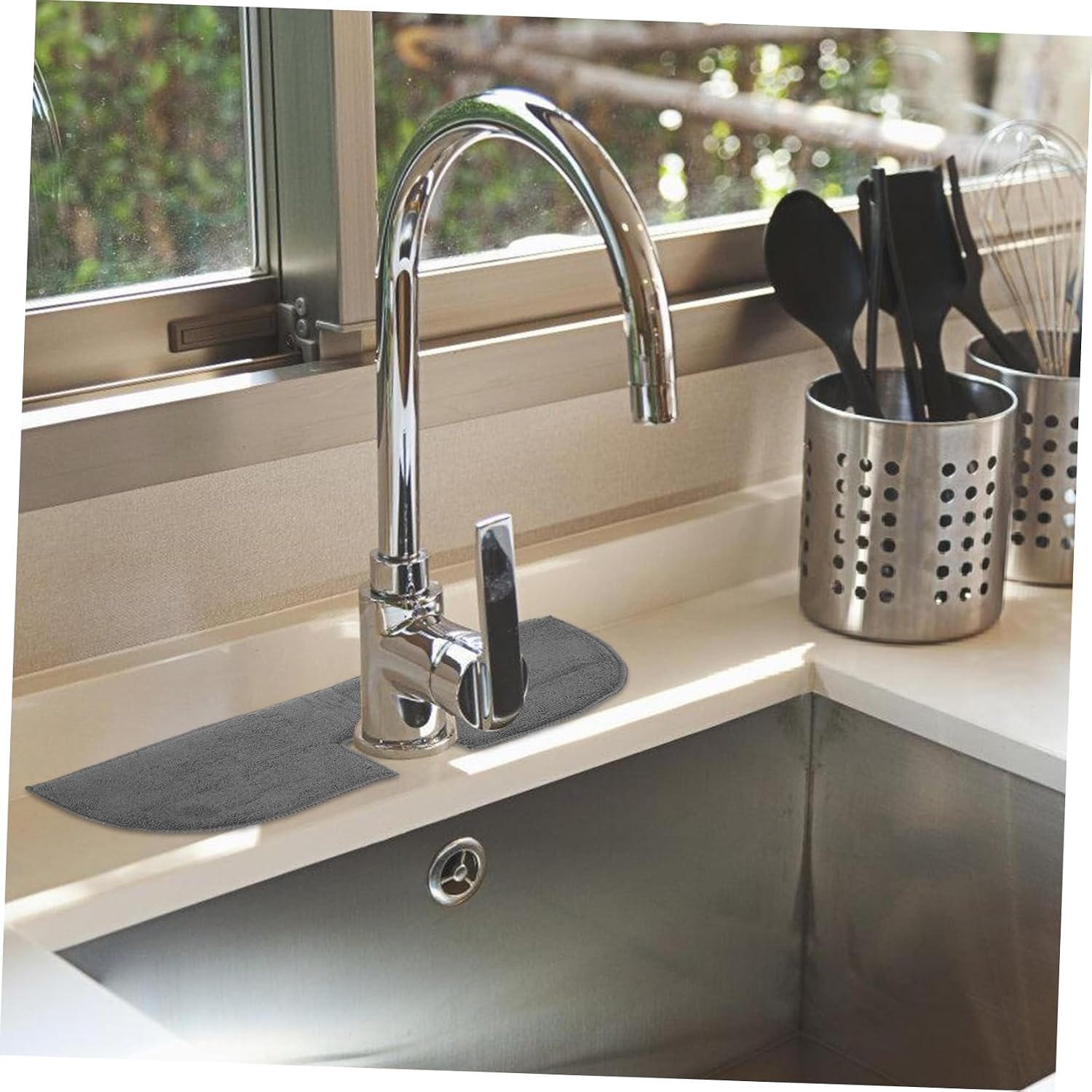 2pcs Faucet Absorbent Mat Kitchen Sink Splash Guard Drip Catcher for Efficient Water Absorption Easy to Install Tap Pads for Countertop Grey