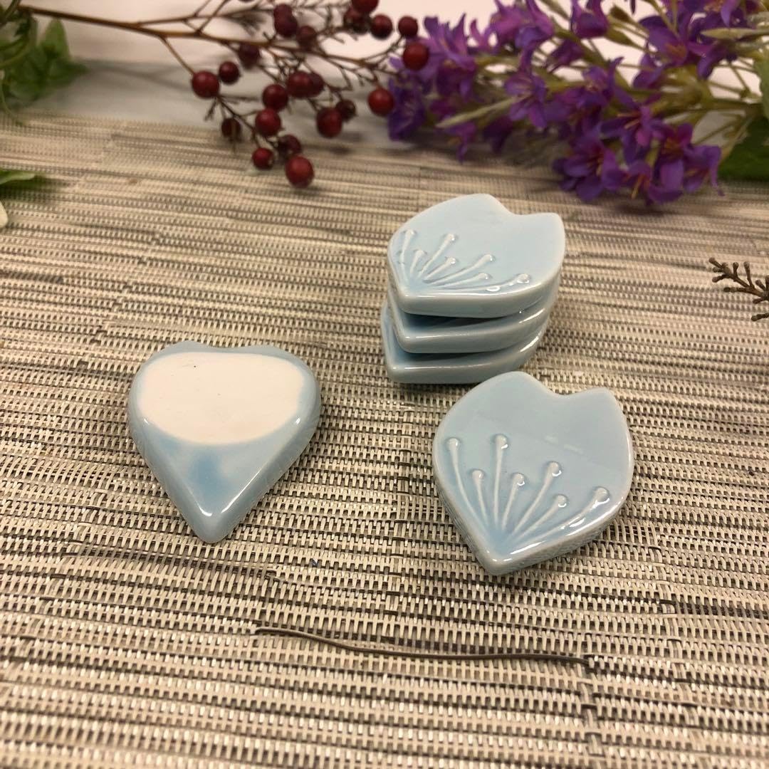 美濃焼 花びら箸置き 水色 5個