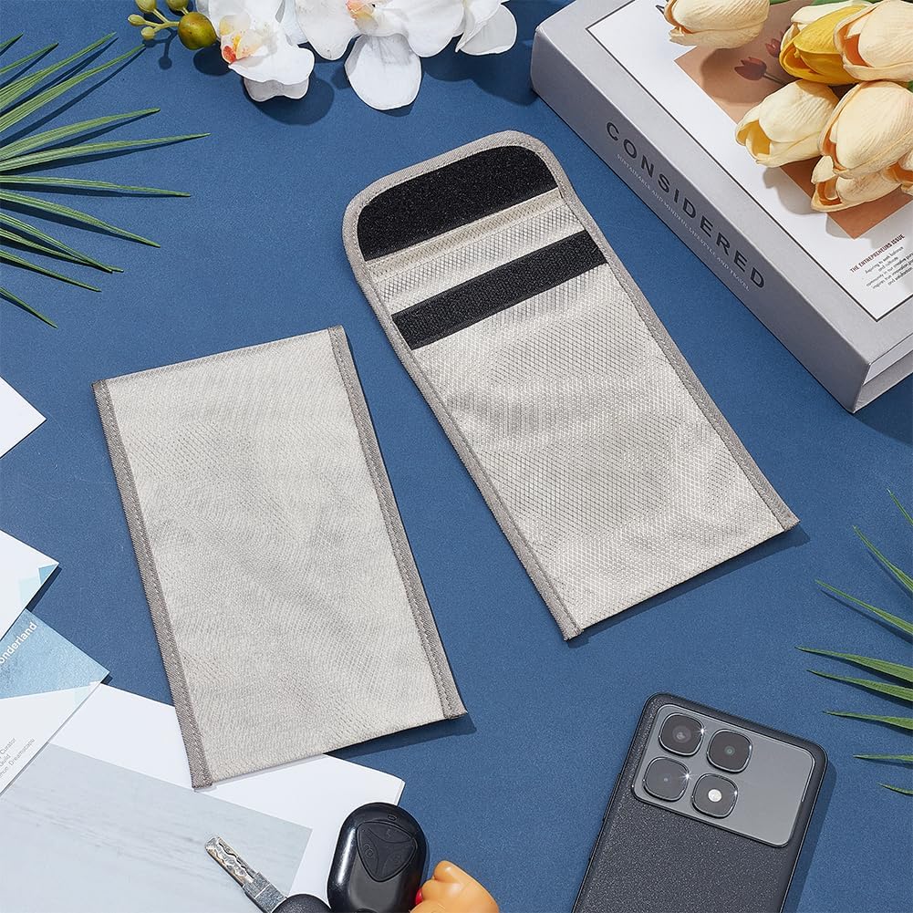 OLYCRAFT 2Pcs Signal Blocking Bag Security Pouch Silver Faraday Bag for Cell Phone Anti-Tracking Anti-Spying Shielding Pouch Anti-Radiation Shield Bags RFID Blocker for Phone Privacy Protection