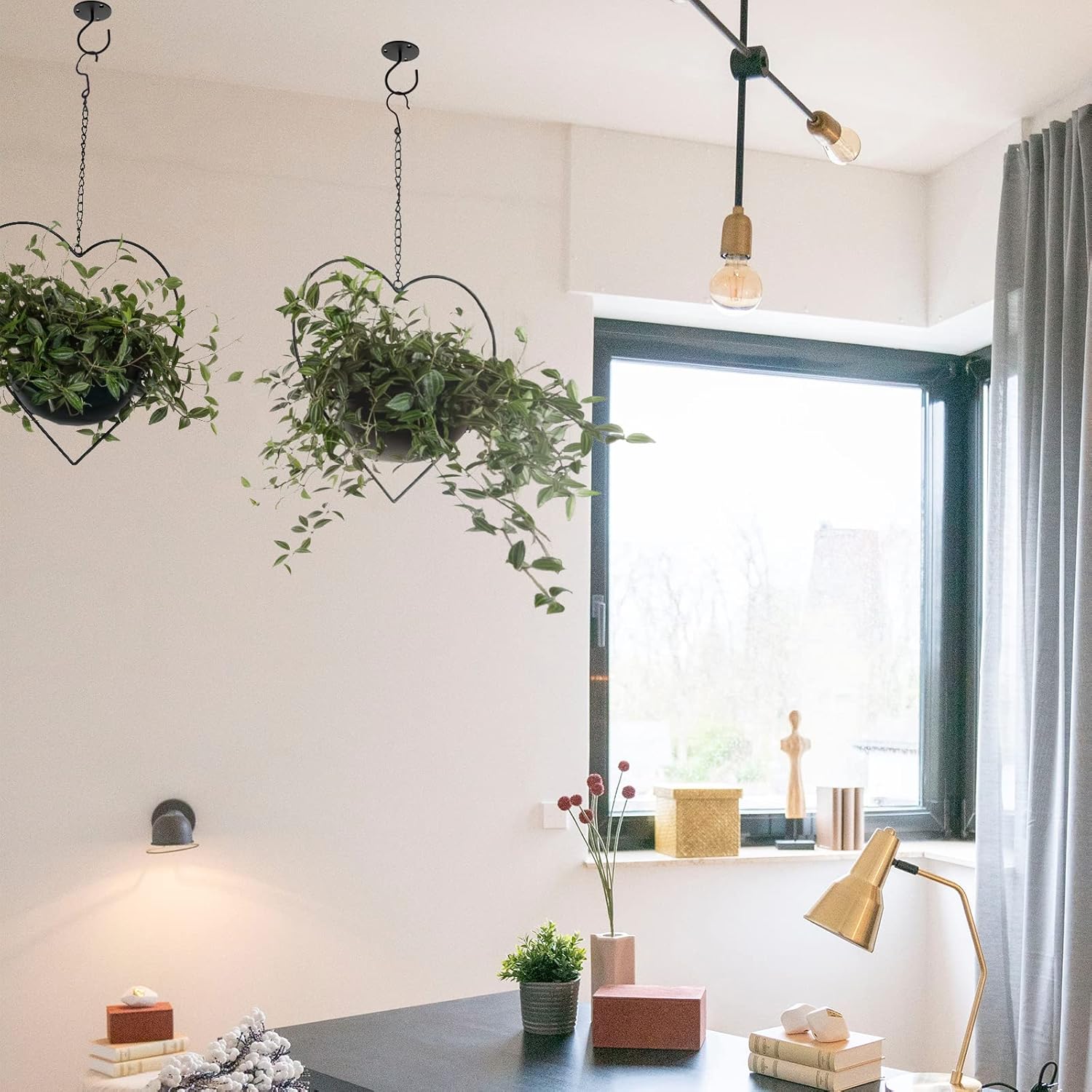Hajia 2 Pack Heart Shaped Hanging Plant Holder with 7.5inch Detachable Pot, Black Metal Modern Hanging Planter for Indoor Outdoor, Minimalist Wall Ceiling Plant Hanger for Home Wedding Decor