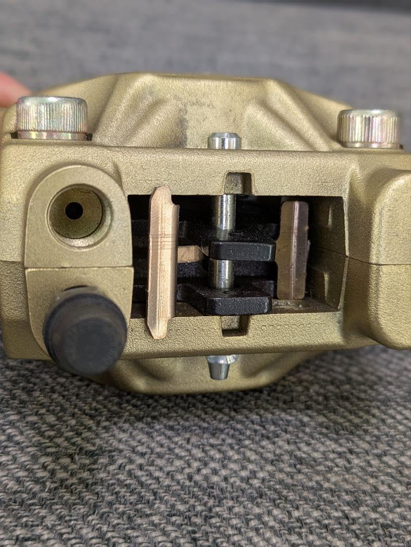 ブレンボ 旧カニ 2POTキャリパー 84mm brembo Brembo リアブレーキ