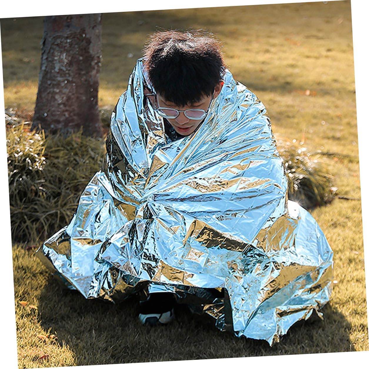 BESTonZON 4pcs Emergency Blankets Thermal Insulation Survival Blankets Silver Foil Camping Hiking Outdoor Emergency Use 160x210cm