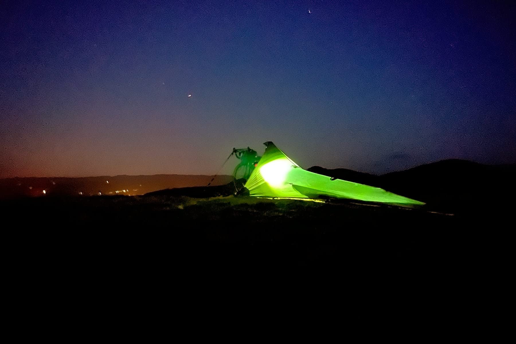 DD Hammocks - DD SuperLight Bikepacker plandeka – ultralekka 1-osobowa kompaktowa osłona survivalowa do pakowania roweru i przygody solo