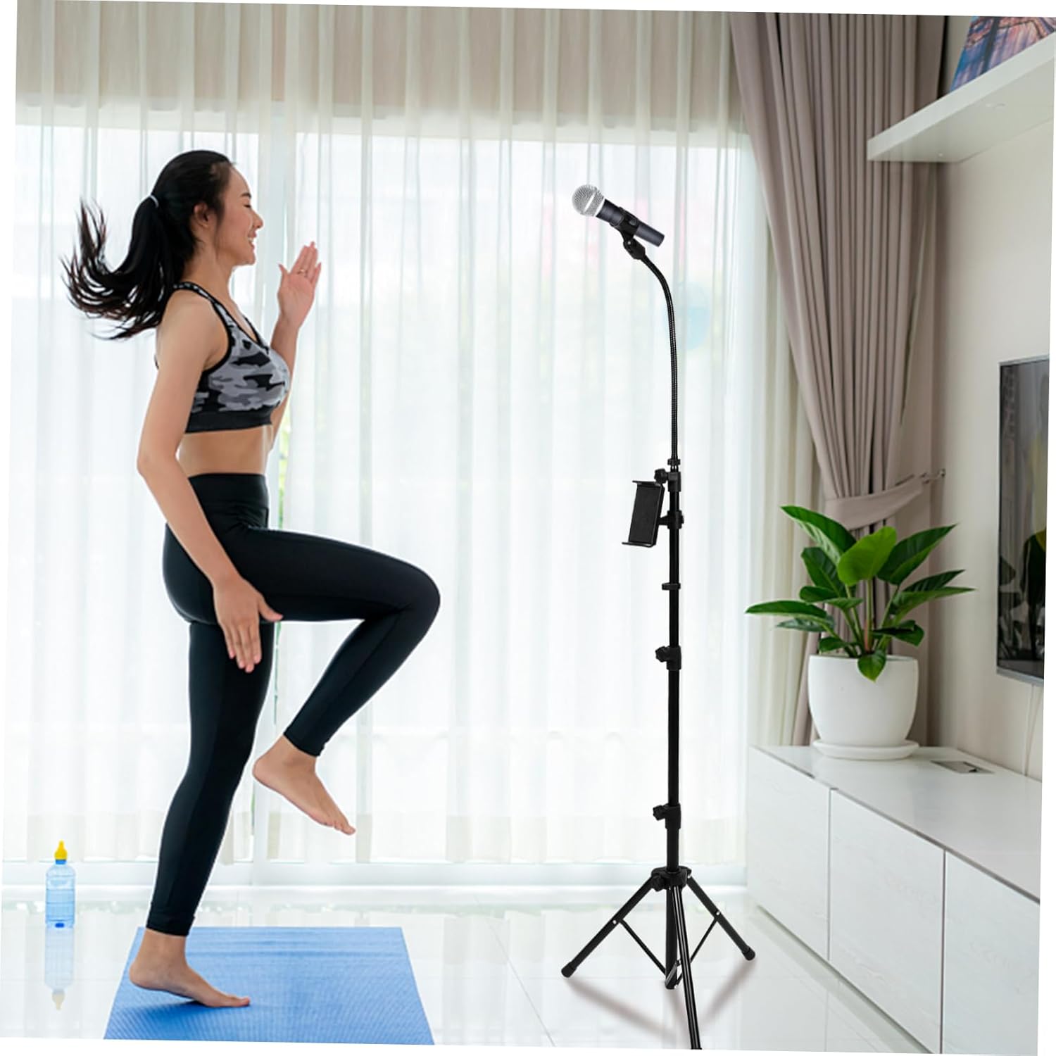 Kisangel 1set Adjustable Microphone Stand Clip Sturdy Floor Mic Stand for Stage Live Performance Podcasting and Karaoke Height Adjustable Tripod Carrying Bag