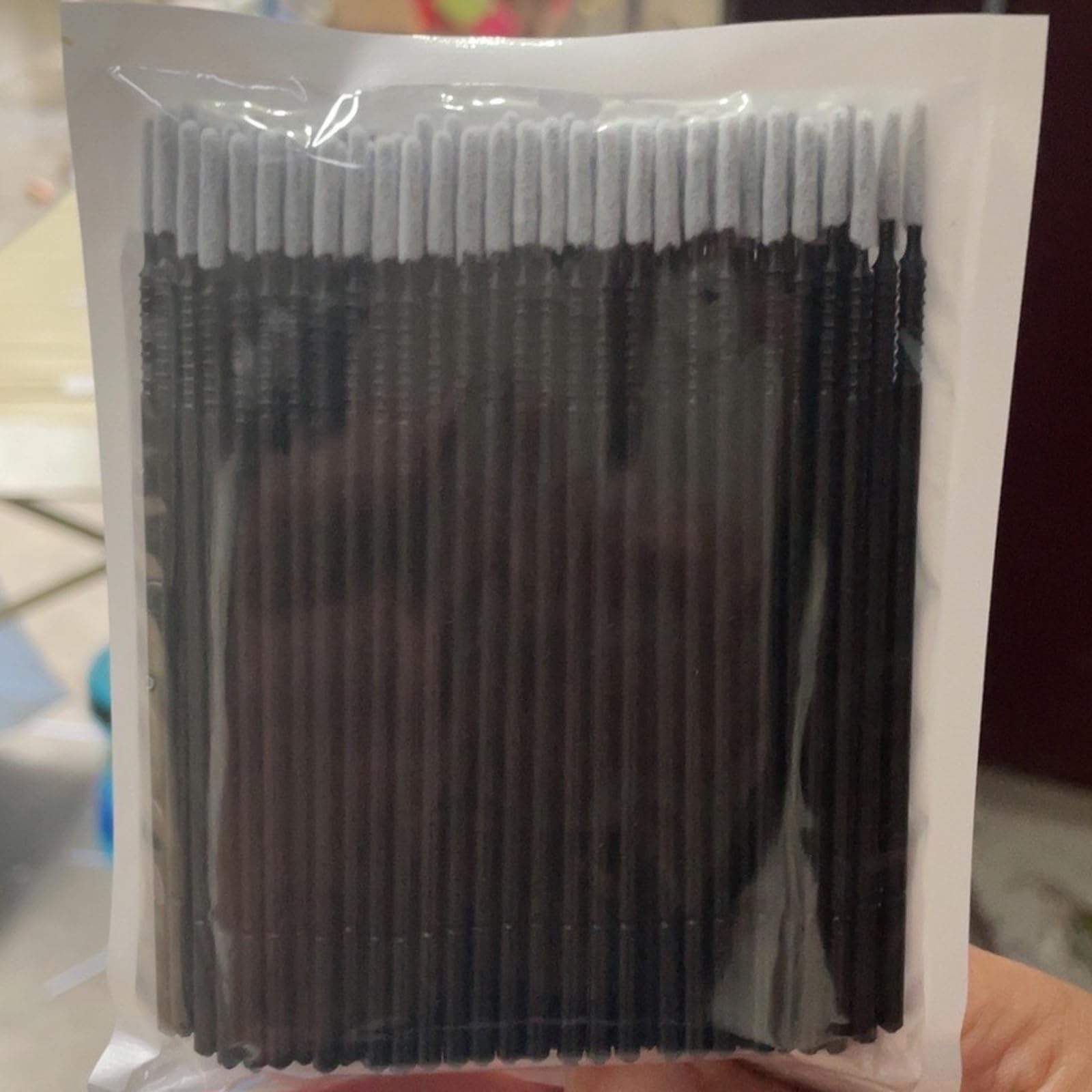 100 Pack Disposable Micro Applicator Brushes – Perfect for Eyelash Extensions, Eyebrow Mascara, and False Eyelash Cleaning Black
