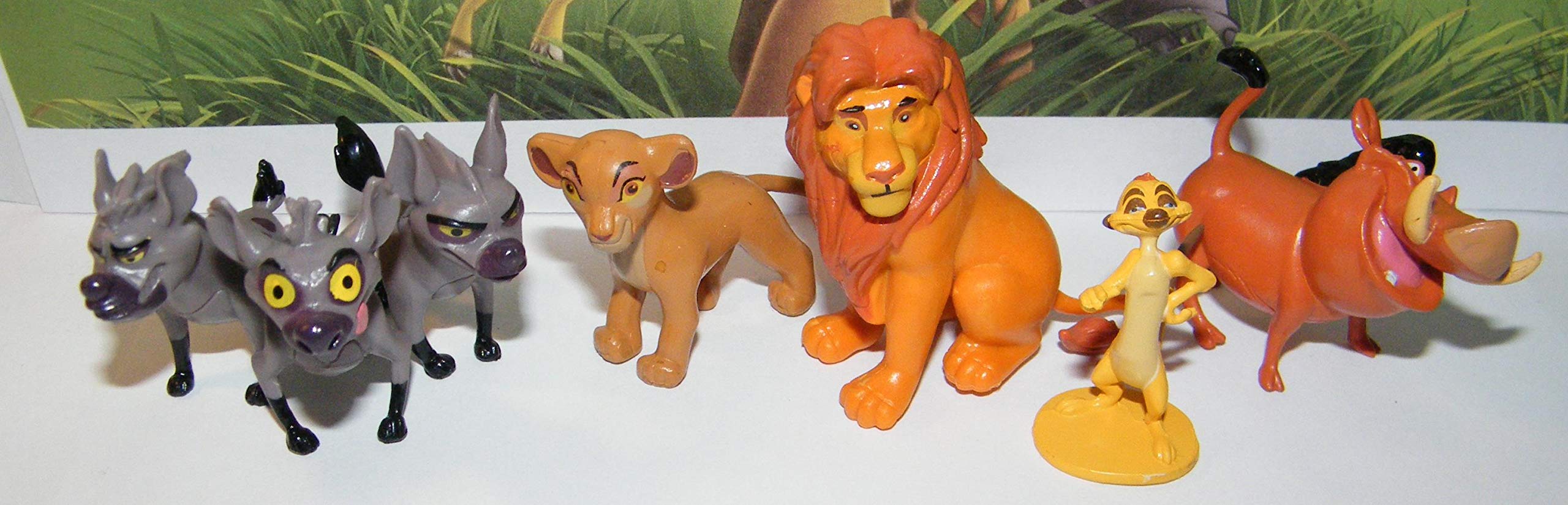 LotsOhFun The Lion Guard Figure Set Toy Kit with 12 Figures and 2 LK
