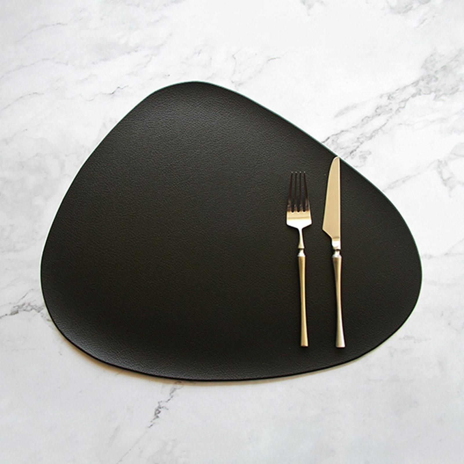 Set de table imperméable en PVC noir lot de 8 napperons triangulaires anti tache cuisine