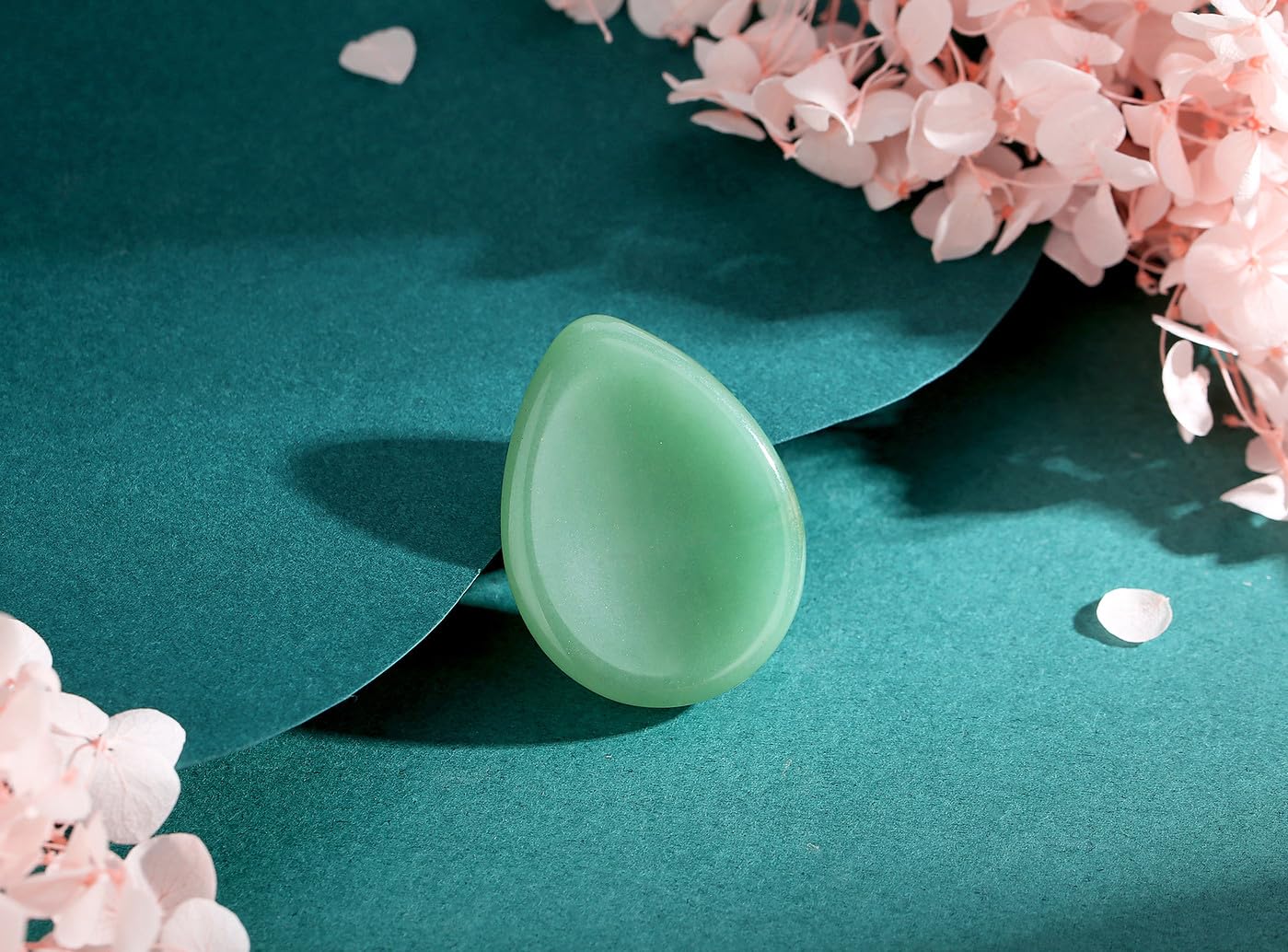 MAIBAOTA Green Aventurine Thumb Worry Stone Anxiety Relief Healing Crystals Gifts for Women Meditation Polished Pocket Reiki Balancing Energy Gemstones - Image 2