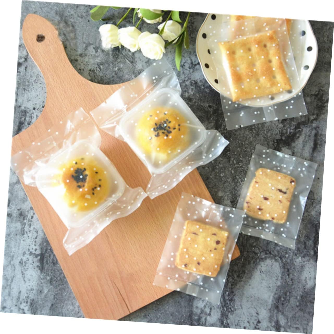 100Pcs Plastic Treat Bags Star Pattern for Cookies and Candies