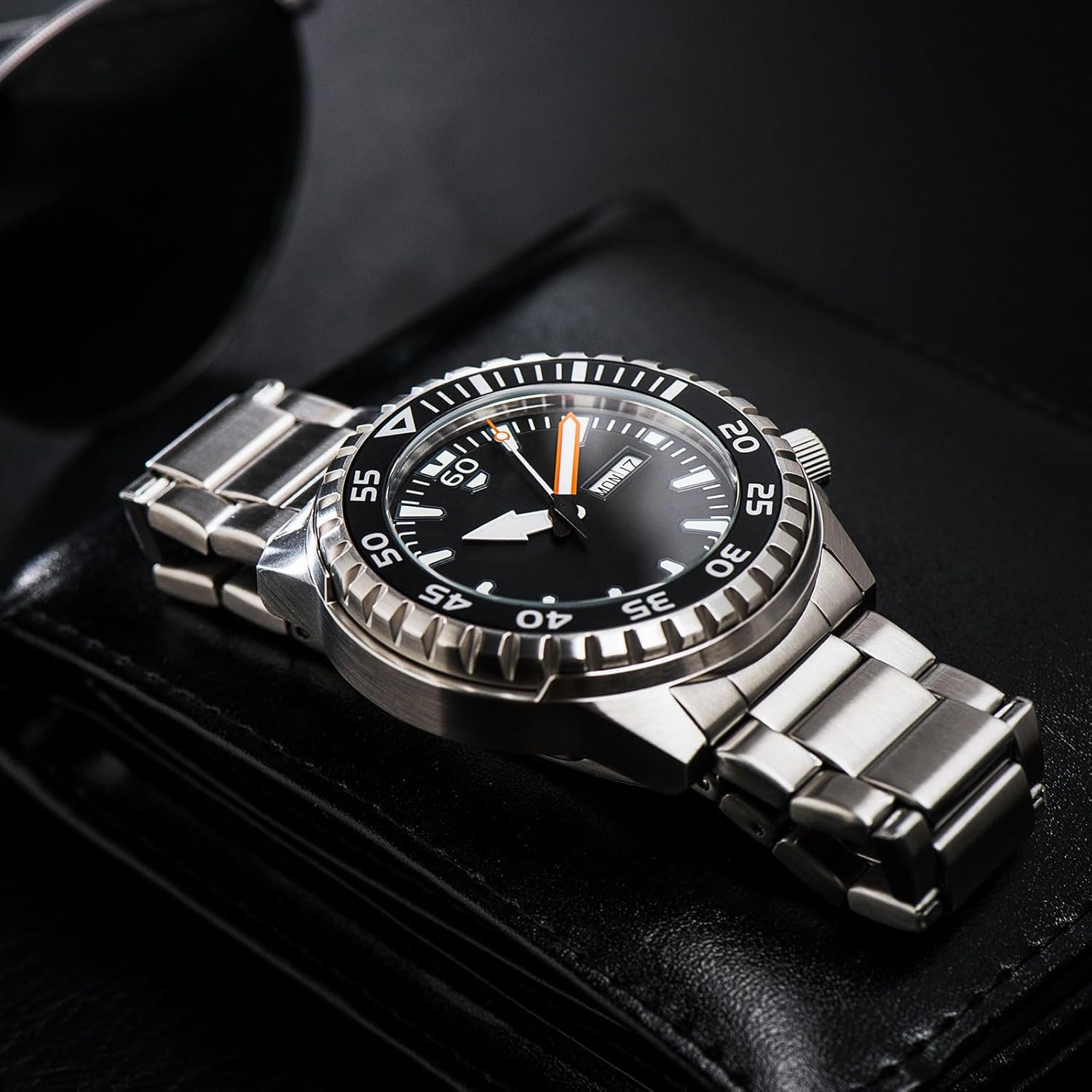 HARFINGTON Stainless Steel Mesh Watch Band Quick Release Metal Watch Strap Adjustable Fold Butterfly Clasp Replacement Bands for Men Women