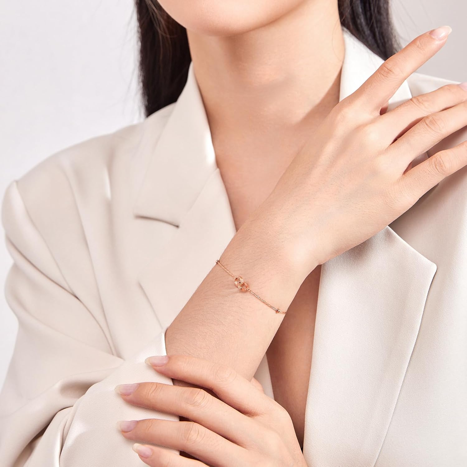 18K Gold Bracelet for Women Infinity Link Bracelets Double Interlocking Jewelry Love Circles Charm Adjustable Stackable Chain Dainty Trendy Forever Sister Daughter Mother Couples Gifts