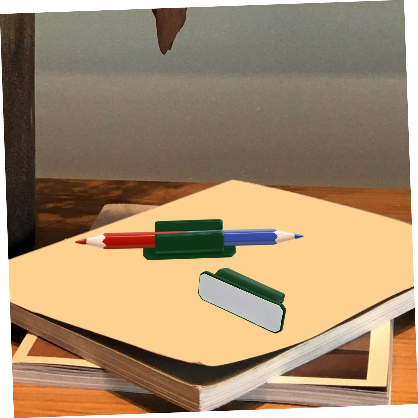 Operitacx 4 Sätze Selbstklebende Silikon Stifthalter Clips Teiliges Für Whiteboard Geeignet Für Stifte Und Bleistifte Langlebig Und Rutschfest Für Büro Und Schule 10 Stück * 4