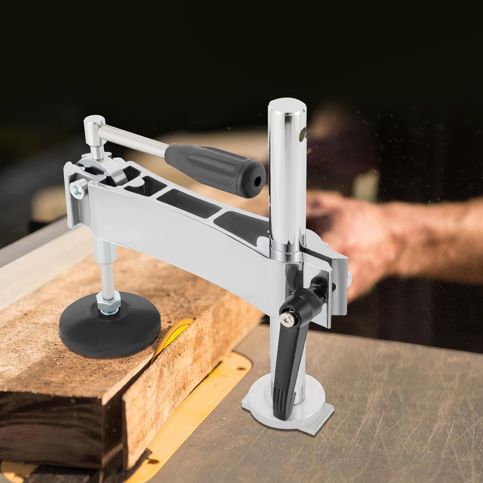 Prensa para Sierra de Mesa, Prensa excéntrica Manual con Placa de Goma Ajustable, Sierra de Panel de Mesa Deslizante, Dispositivo de Placa de presión, para Espesor de Madera Inferior a 8 cm