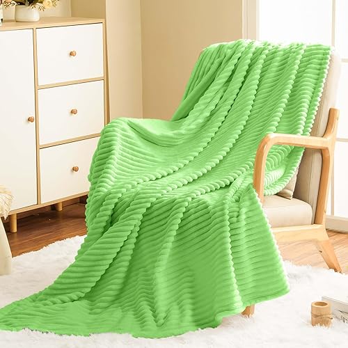 Vista 136 de Vessia Manta de franela de forro polar, 300GSM, acogedora manta a rayas verde salvia para sofá, cama y sofá, cálida y suave, acogedora manta