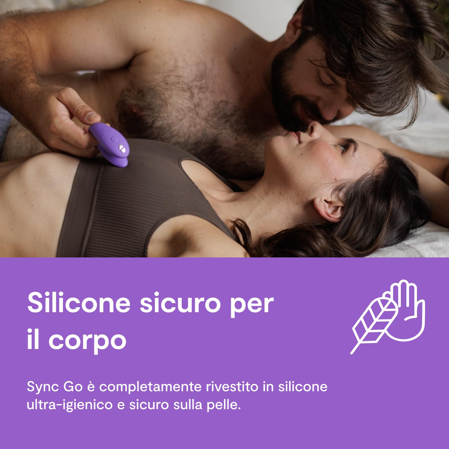 We-Vibe Sync Go Travel Edition Vibratore per Coppie | A Forma di C | Giocattolo Vibrante Indossabile per Coppie | Vibrazioni Condivise | Ricaricabile | Custodia da Viaggio | Porpora