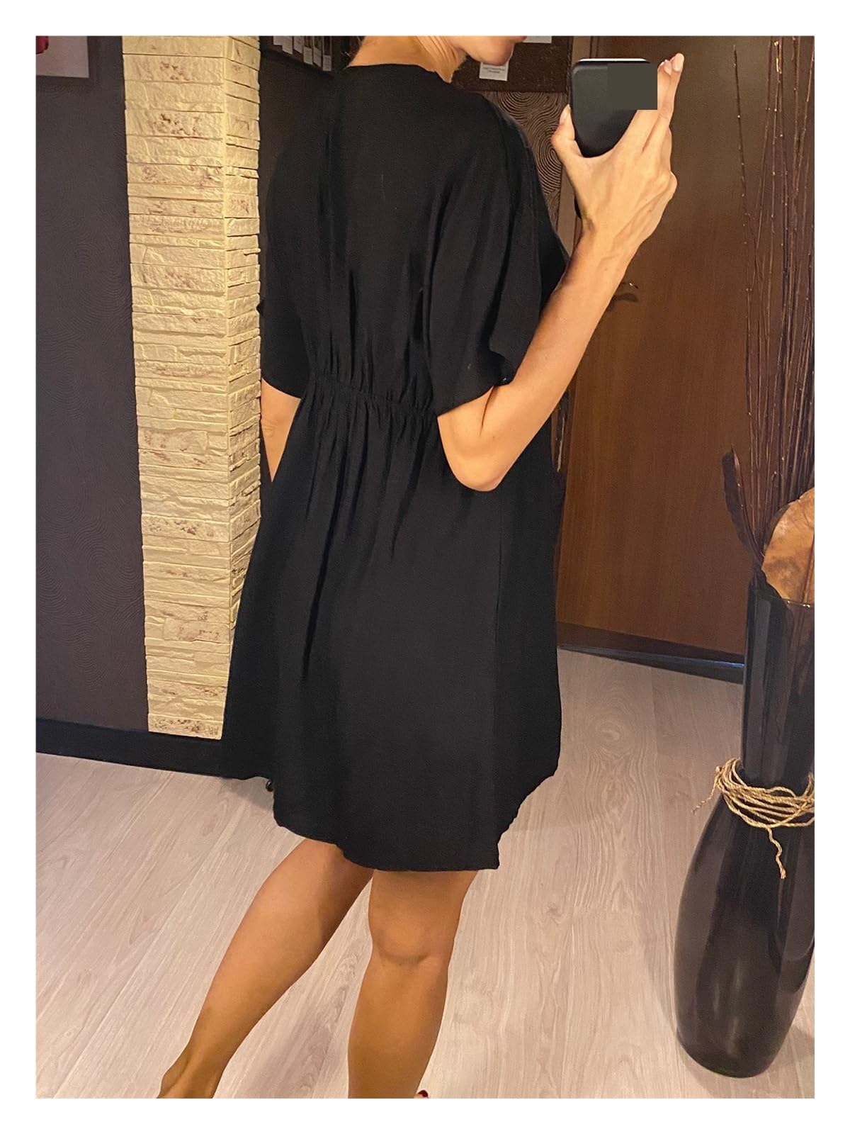 Copricostume da Bikini Abito da Spiaggia a Tunica a Maniche Corte in Pizzo con Scollo a V. Abbigliamento Copricostume Donna per Vacanza