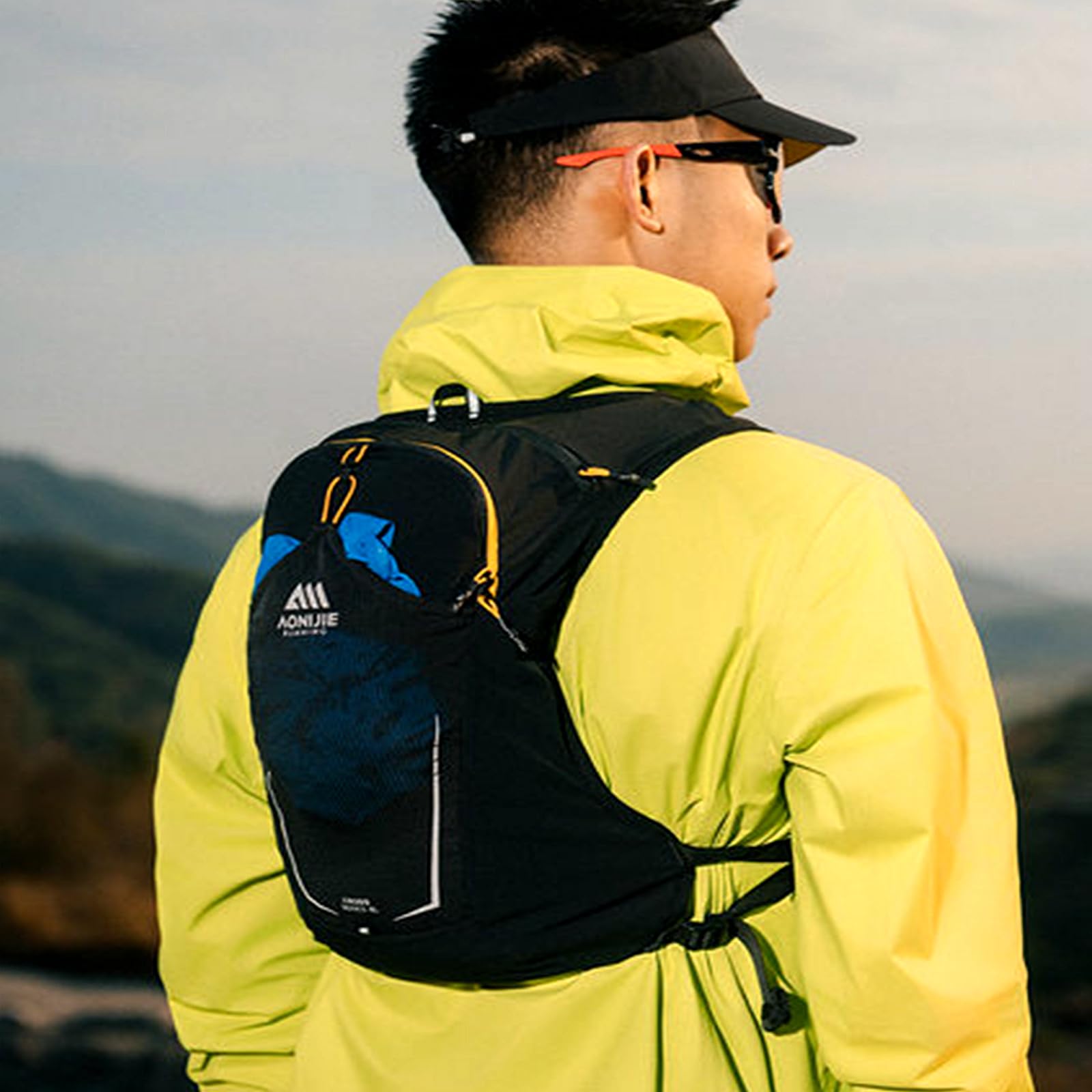 AONIJIE Running Hydration Vest Backpack 8L Bag Lightweight Vest for Trail Running Race Marathon (Black, One Size)