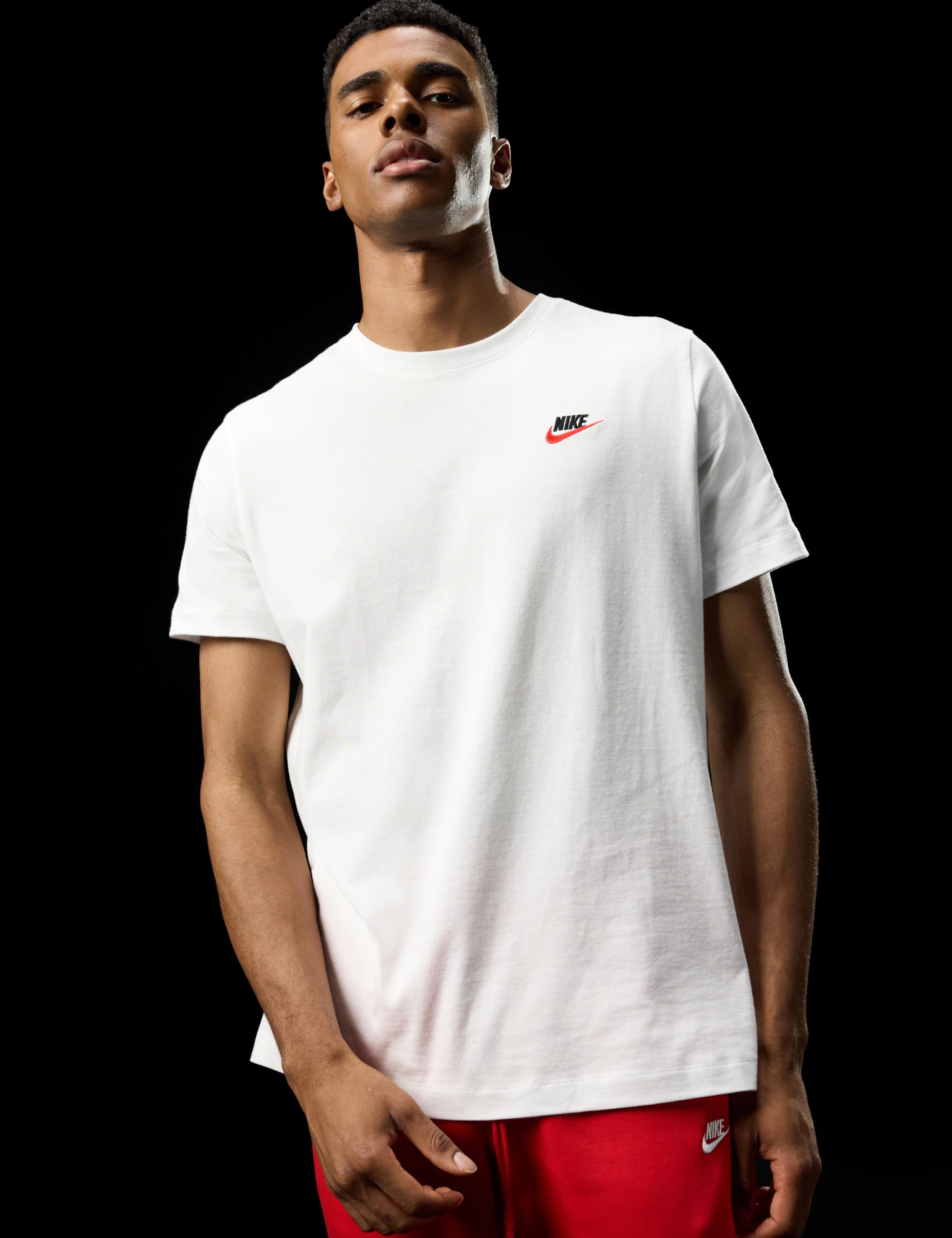 white nike club t shirt