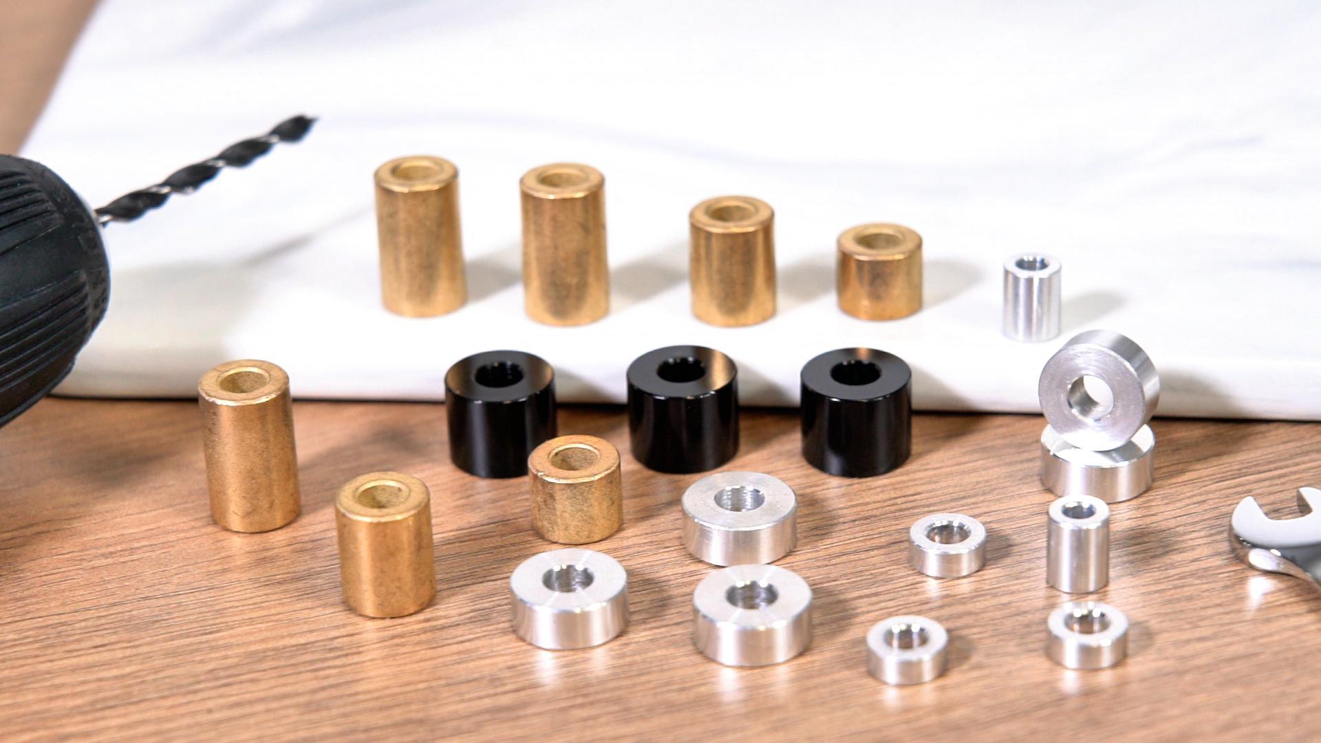 Ол жалайды, ол сорады. Американдық қыздармен порно видео