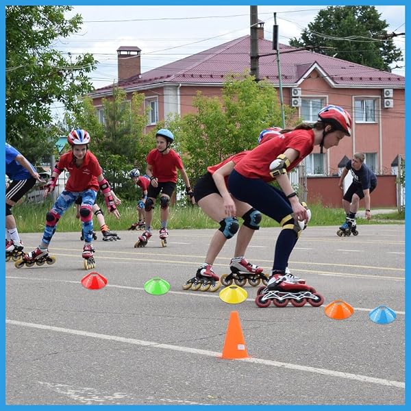 Plot Sport - Lot de 15 Cônes d'Entraînement en PE Souple - 5 Couleurs Vives - pour Football, Rugby, Fitness et Entraînement - 5