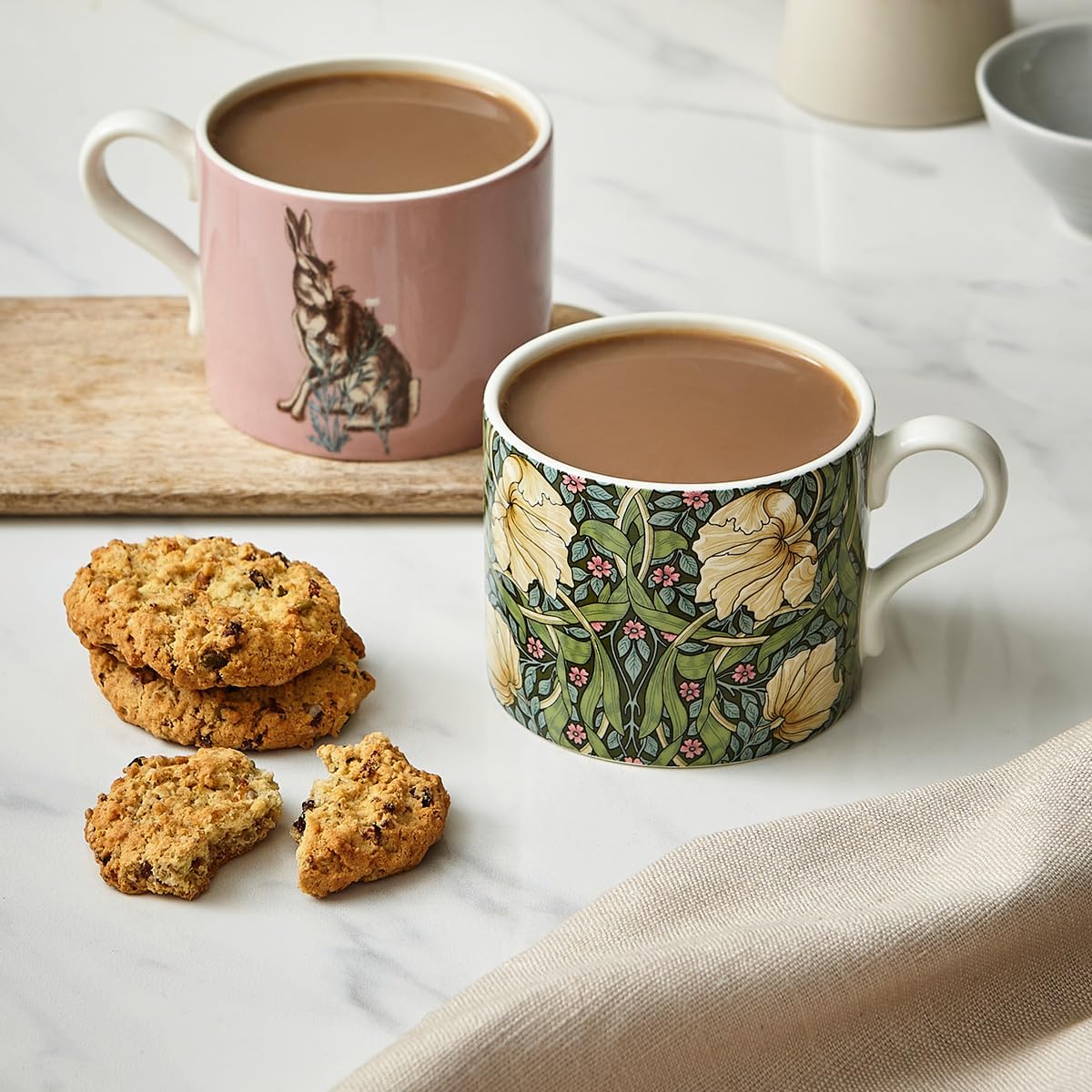 Spode Morris & Co 12oz Mugs, Set of 2 (Pimpernel & Forest Hare) - Microwave & Dishwasher Safe, Elegant Porcelain Drinkware for Coffee Bar or Giftable Home Kitchen Mug Set. Ideal for Coffee & Tea