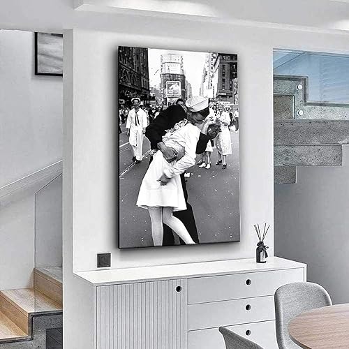 Miniatura 5 de VJ Day in Iconic WWII Times Square - Póster de marinero besando a enfermera, arte de pared, decoración de sala de estar, pósteres estéticos, cuadros