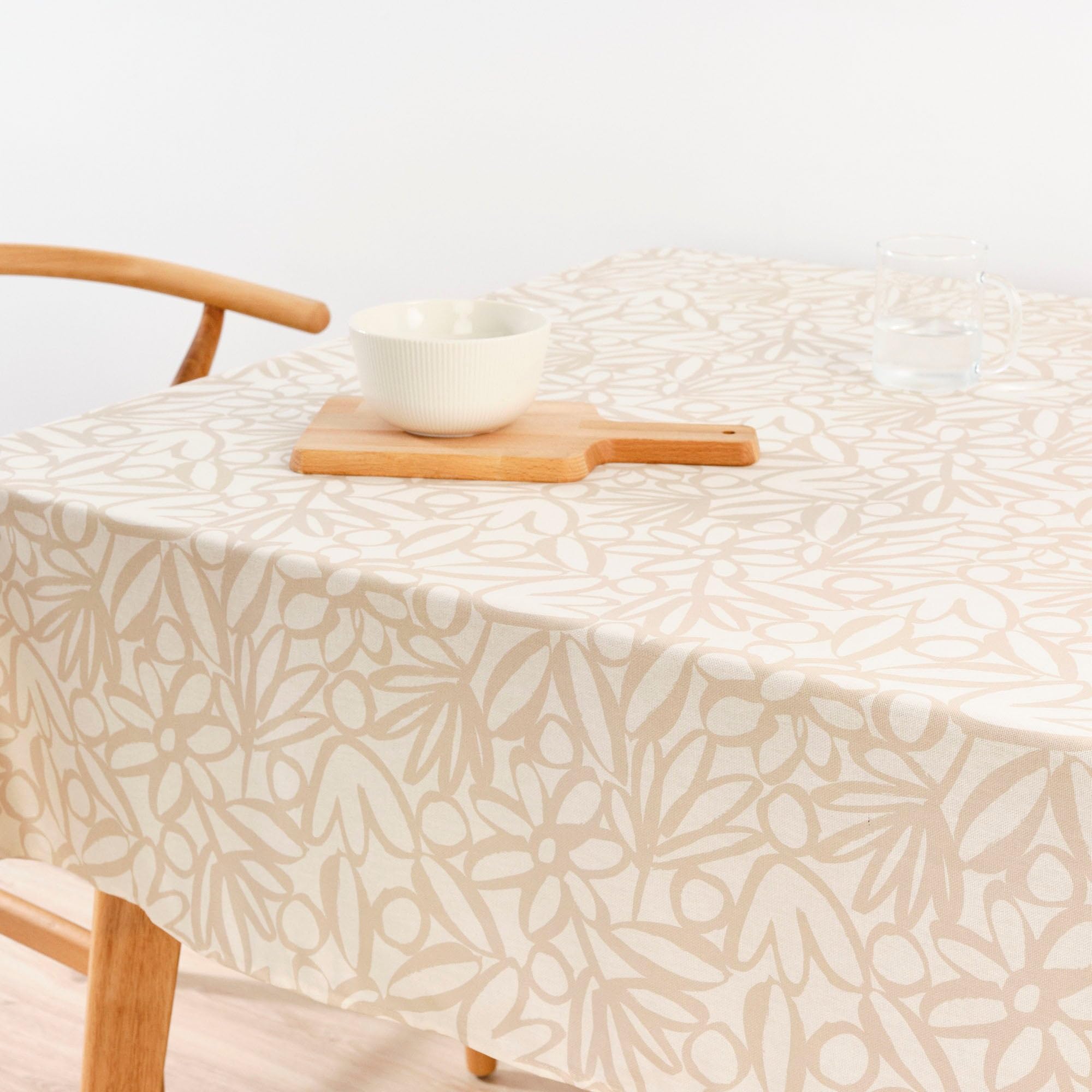 BELUM - Nappe 300 x 140 cm Anti-Taches 100% Coton résiné Modèle 0120-240 - Nappe Non cirée au Toucher Coton, Nappe imperméable, Nappe Anti-Taches, répulsif Liquide