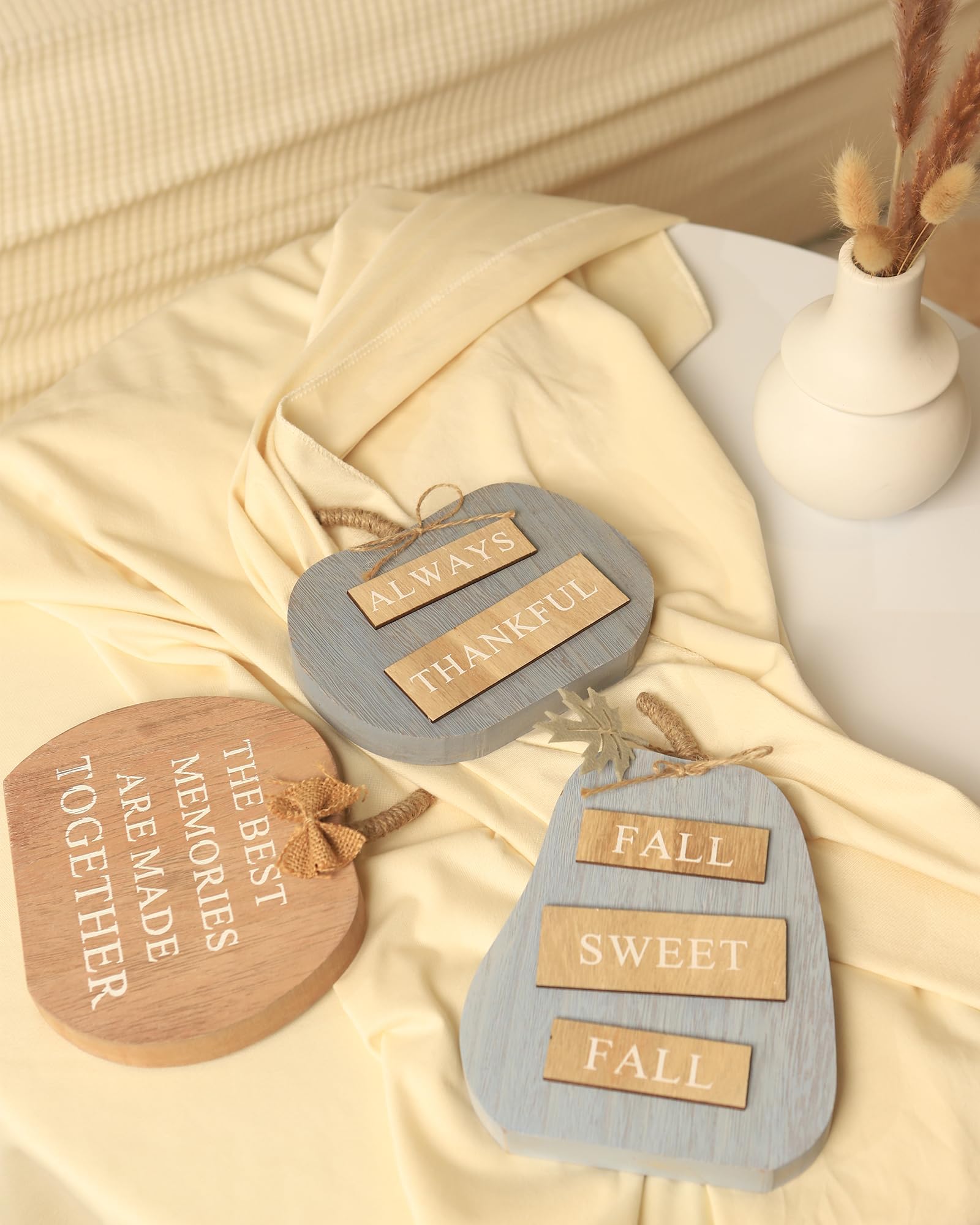 WDS WONDROUS 3Pcs Fall Wooden Pumpkin Signs, Blue and Light Brown Wood Pumpkin Decor, Thankful Pumpkin Tabletop Signs, Thanksgiving Fall Plaques Sign for Farmhouse Harvest Decor