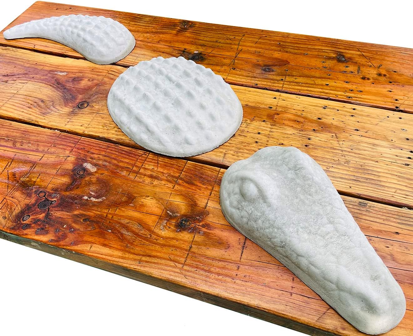 AUTUMN 3 Pieces Crocodile Alligator Garden Decor Mold, Concrete Cement Mold, Croc for Garden Figure, DIY Outdoor Decor, Crocodile Statue for Garden