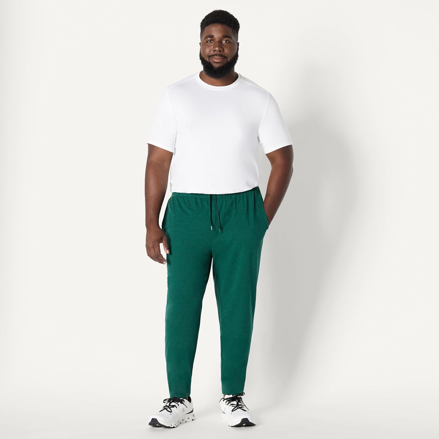 Amazon Essentials Men's Athletic Soft Performance Lightweight Gym Workout Tapered Track Sweatpants, Space Dye - Image 6