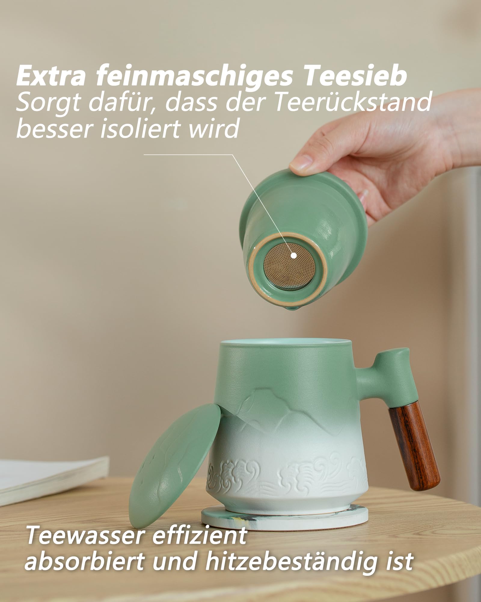 ZENS Teetasse mit Deckel und Sieb, 450 ml Große Holzgriff Teebecher mit Teesieb für Losen Tee, Geprägtem Keramik Teetassen und Untersetzer Set, Geschenke für Teeliebhaber, Moosgrün und Weiß