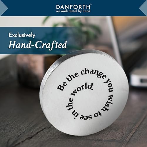 Miniatura 3 de DANFORTH Pisapapeles de peltre, cita "Be the Change", 2 pulgadas de diámetro, 1/4 pulgadas de grosor, pisapapeles de peltre hechos a mano para