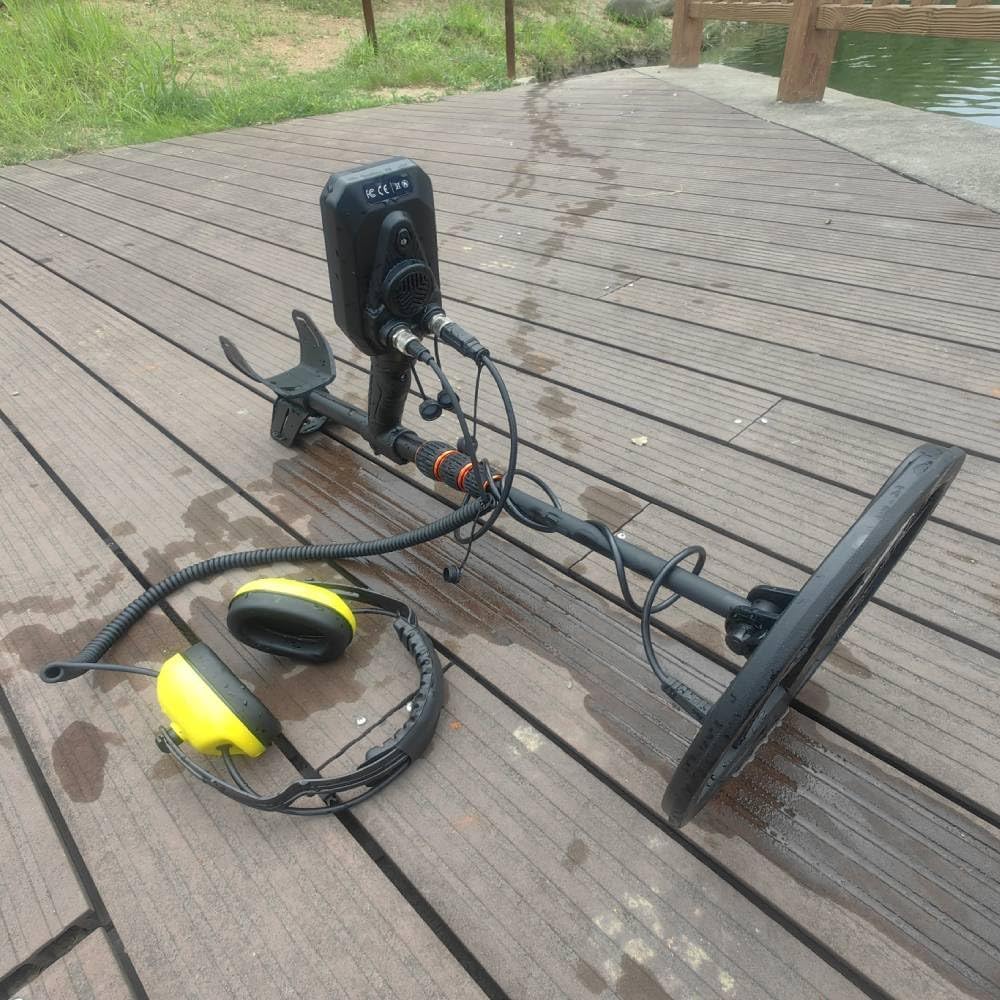 Professional Multi Frequency Metal Detector for Adults, S63 Waterproof IP68 Gold Detector with 4 Search Modes, LCD Display & 5050mAh Battery for Deep Coin, Jewelry, Relic Hunting on Beach, Field