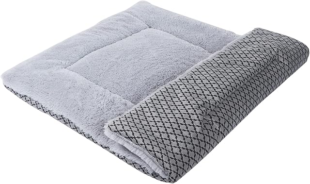 Vejaoo Dog Bed Mat Washable Cat Cushion Soft Premium Plush Dogs Mattress Sofa Dual Purpose Clearance for Small/Medium/Large Dog XZ014 (L (90 * 70CM), Short Plush Grey)
