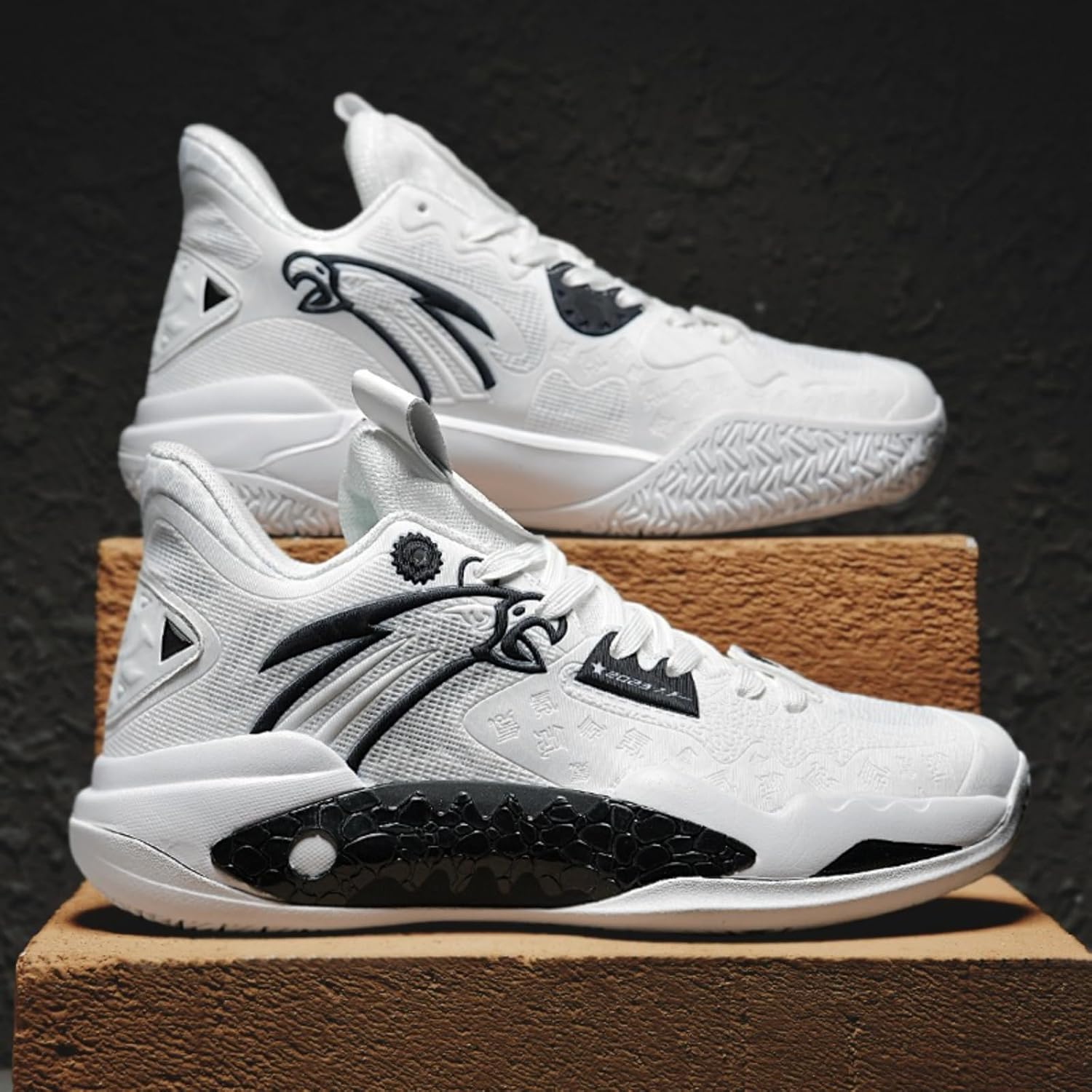 Men's Fashion Breathable Mesh Lace Up High Top Basketball Shoes Lightweight Non-Slip Outdoor Athletic Tennis Sneakers Classic Volleyball Baseball Sport Shoes