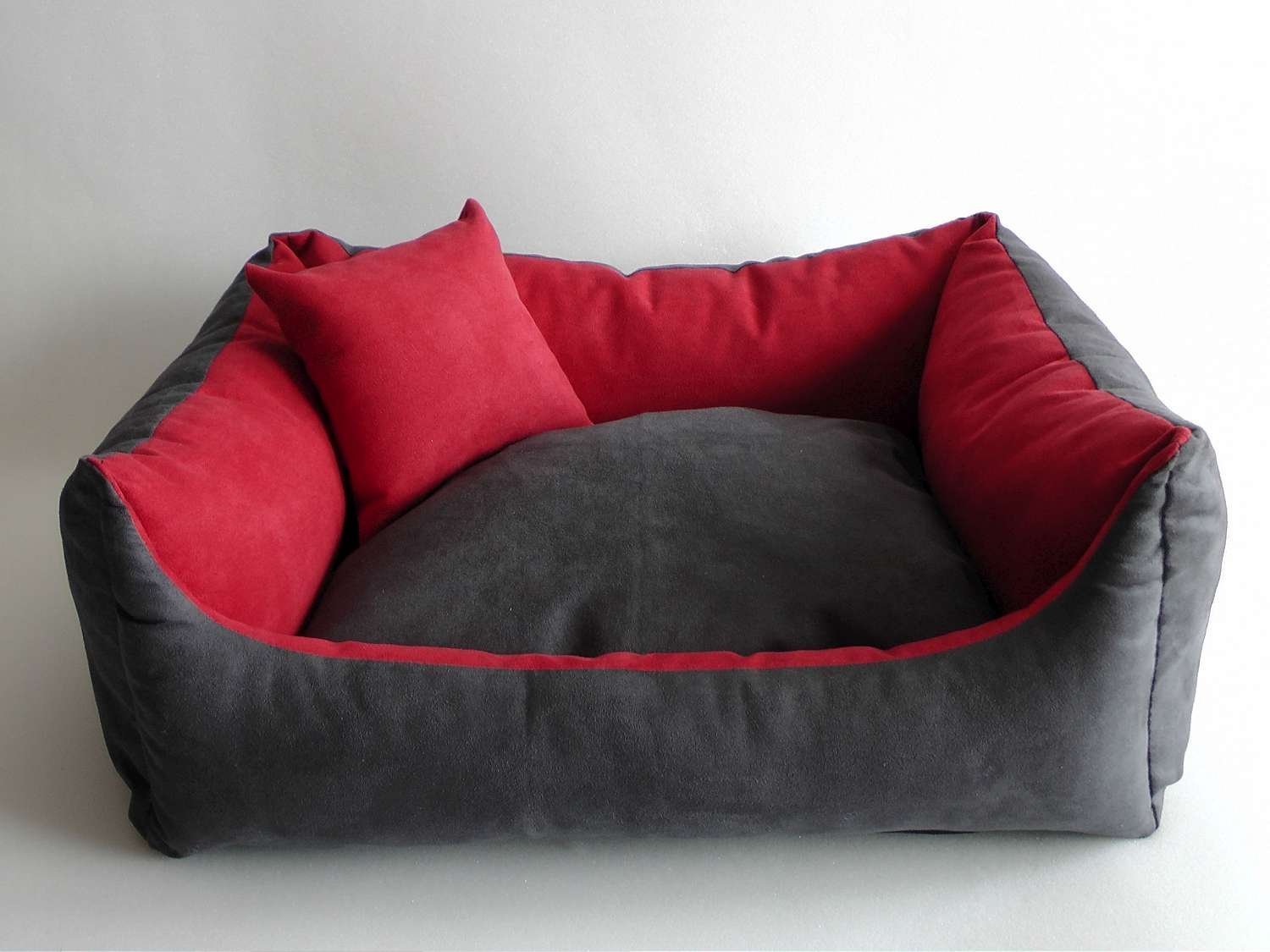 Ortho Comfort Soft Ultra Micro Fiber Filled Fabric Dog and Cat Bed (Grey and Red, Medium) (B07DHRWLPD) Amazon Price History, Amazon Price Tracker