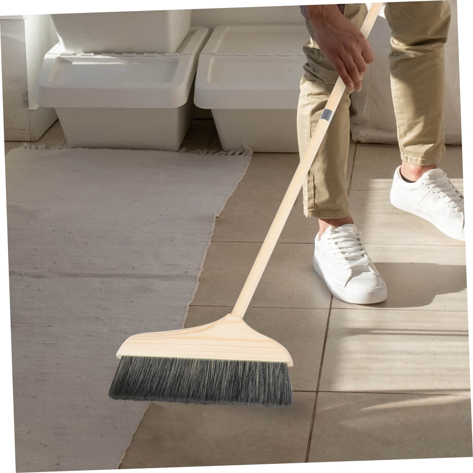 GLEAVI Scopa da Cucina Manico in Legno, Setole Morbide per Pulizia Efficiente di Pavimenti e Tappeti Indoor, per Rimuovere Polvere e Peli