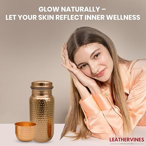Miniatura 5 de Leathervine - Botella de agua de cobre 100 % puro para beber de 64 onzas con tapa, recipiente ayurvédico a prueba de fugas para apoyar la digestión,