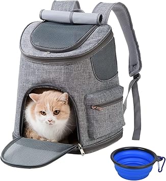 Amazon Co Jp Takumiko ペットキャリーバッグ リュック 3way 軽量 犬りゅっくキャリー 小型犬 適応8kg 猫きゃりーバッグ ウサギ ペットポータブルキャリーバッグ 旅行 通院 お出かけ 避難用 ポケット付 折り畳み 通気性 安定性 敷きマット２枚 ペット食器付き グレー