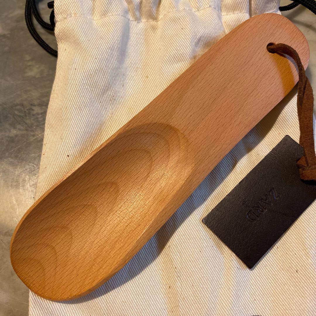 新品　希少品　ZARD 坂井泉水　　靴ベラ Amazon.co.jp: ZARD 坂井泉水 靴ベラ : おもちゃ