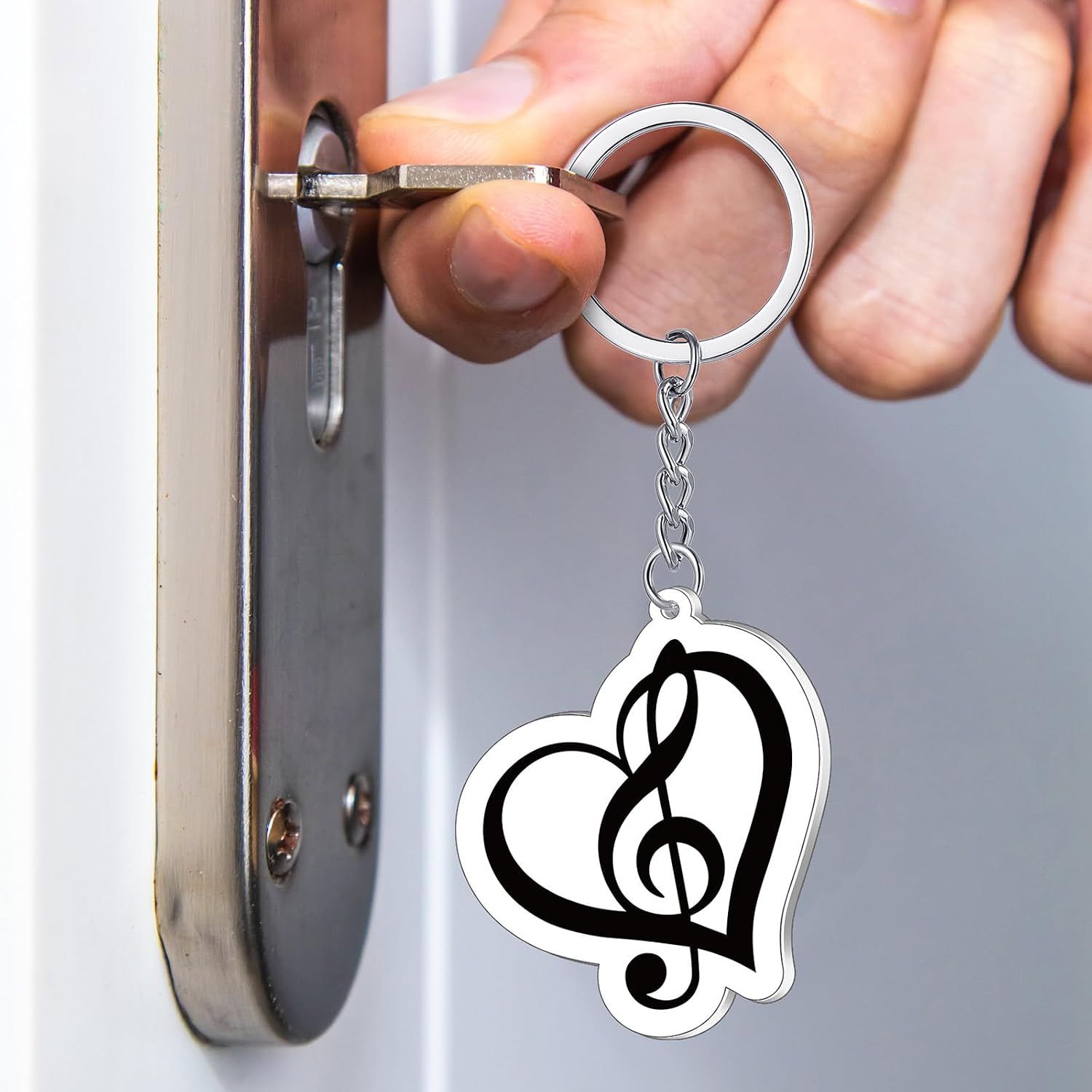 Sasylvia 60 Pcs Musical Note Key Chain Welcome Back to School Music Keychain Musical Party Favors Choir Gifts Clef Key Ring Trinket Keyfob for Students Music Theme Party Decoration Supplies