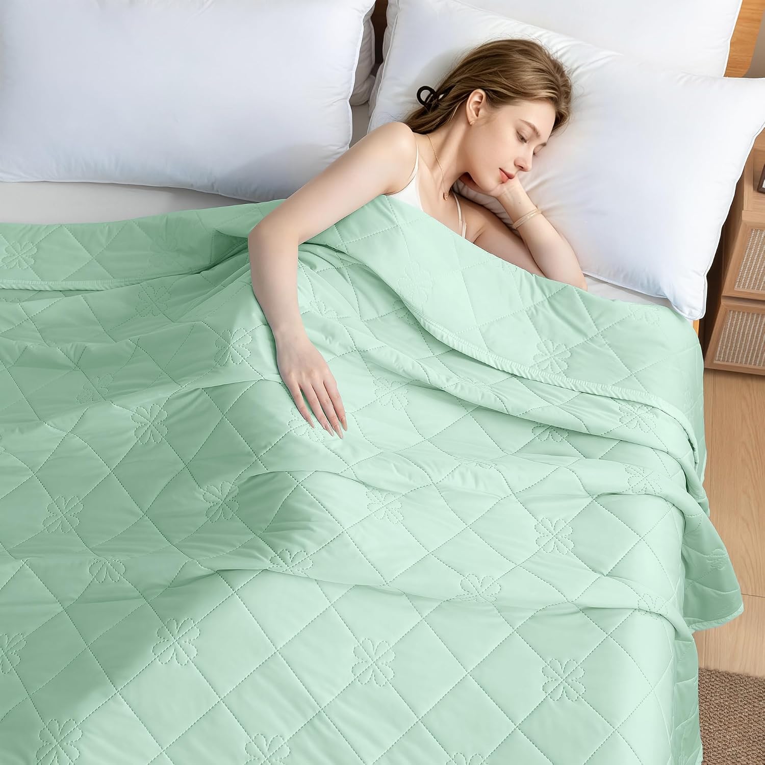 SheRest Lightweight & Breathable Summer Throw Blanket for the AC Room, Couch, or Nap Time, Soft and Portable Cooling Blanket for Hot Sleepers and Night Sweats (Green, Queen)