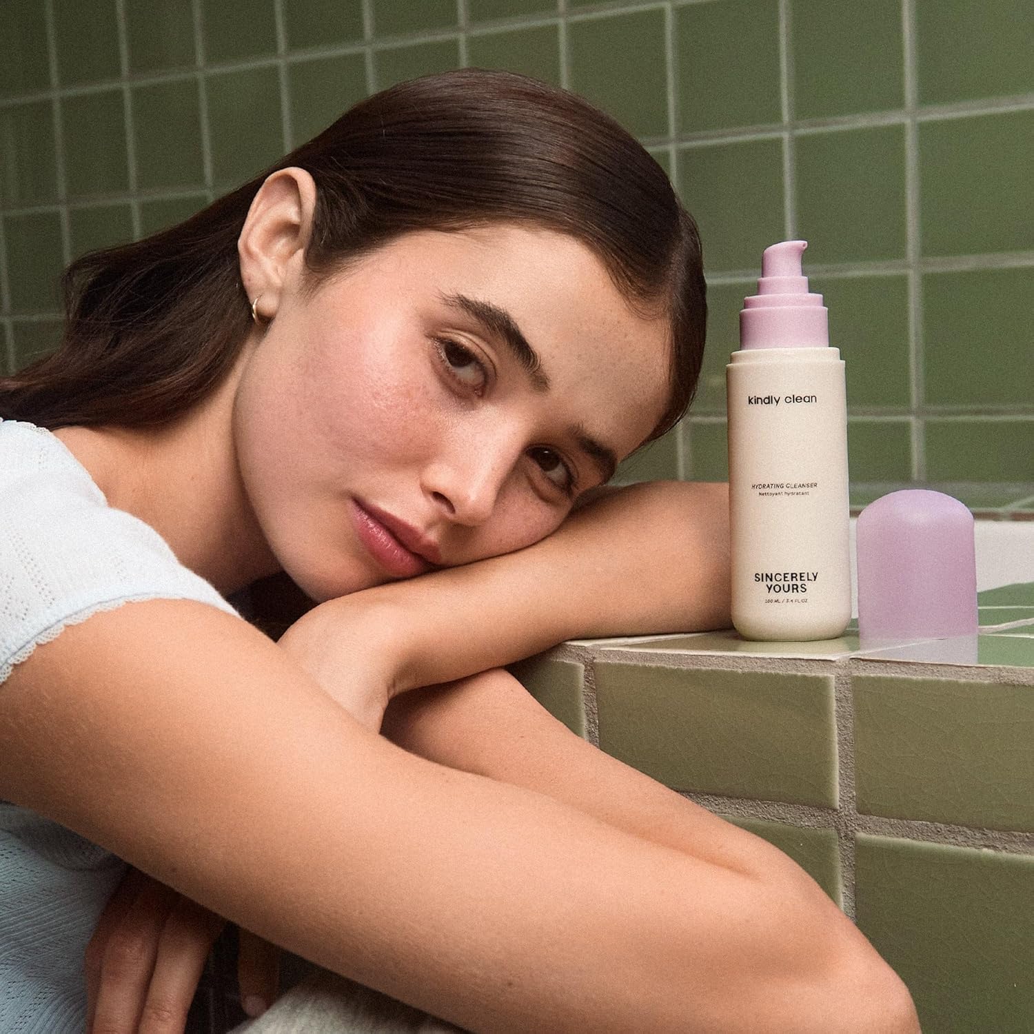 Sincerely Yours Kindly Clean Hydrating and Soothing Foaming Gel Cleanser – 3.4 fl oz / 100 mL