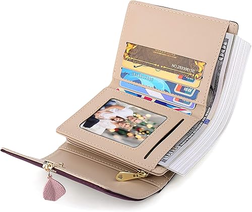 Miniatura 3 de UTO - Cartera pequeña RFID de piel sintética con dije de hoja, cierre de cremallera y tarjetero.