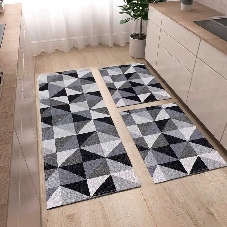 Tapete Kit de Cozinha Antiderrapante 3 Peças Mesclado Geométrico Conjunto Passadeira 1,30m x 45cm Capacho 65cm x 45cm Jogo Artesanal Cru Caramelo Preto (Mosaico)