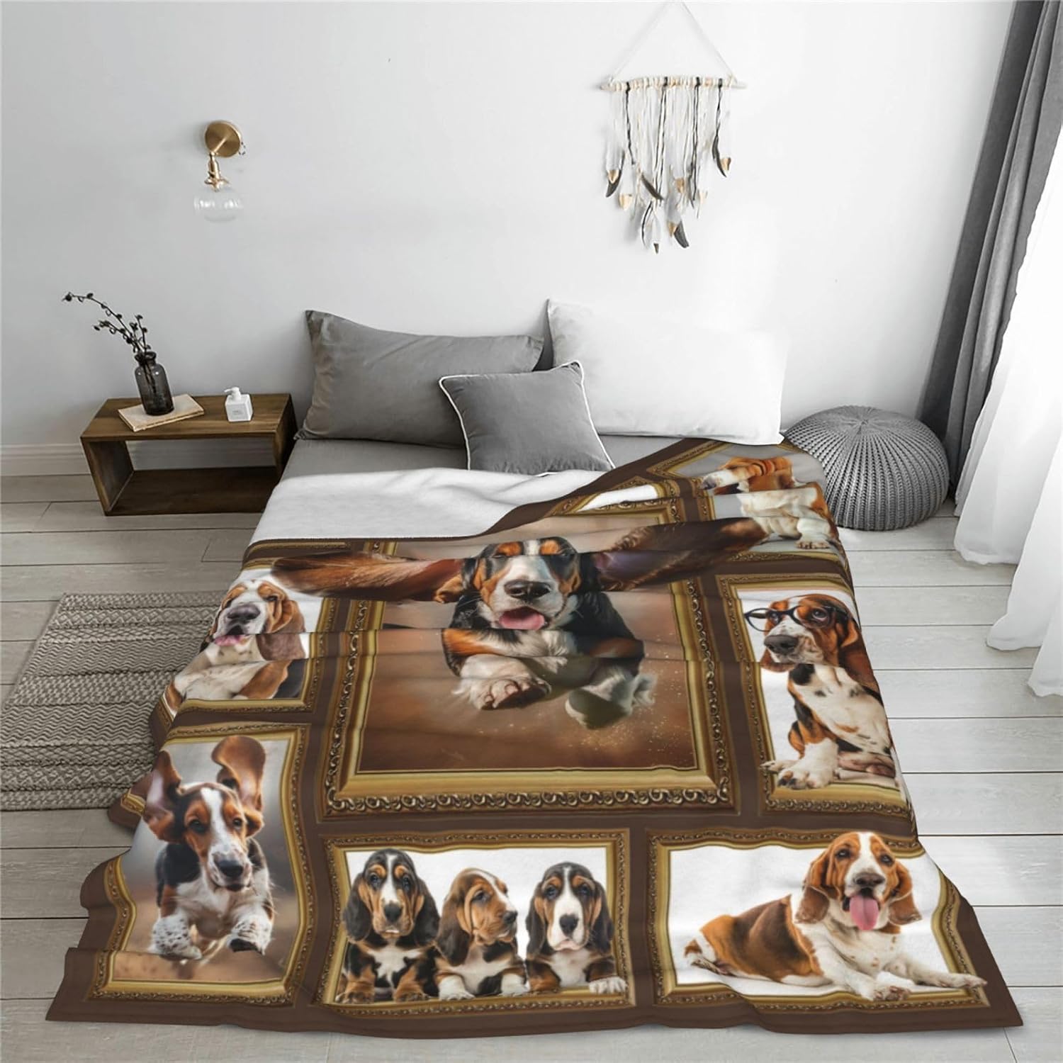 Basset Hound Throw Blanket Cute Running Basset Decor Blanket Super Cozy Plush Lightweight Soft Plush Flannel Fleece Blanket Gifts for Dog Lovers Women Men Boys Girls Kids for Sofa Bed Couch 50"X60"